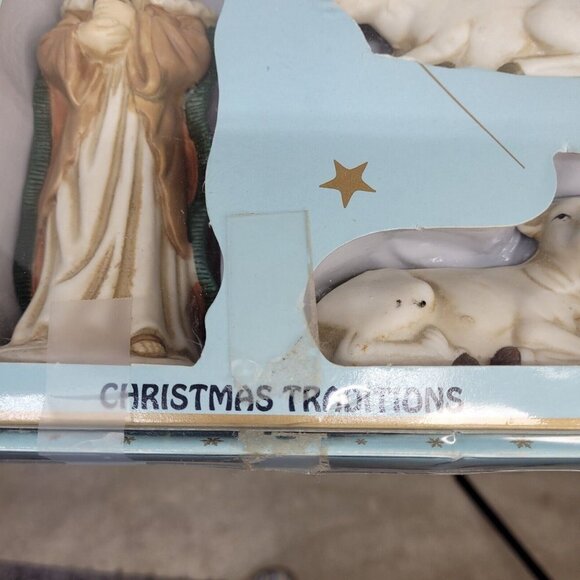 Vintage Hallmark Large Porcelain Ceramic Christmas Nativity Set 10 Piece Nice - Picture 7 of 16